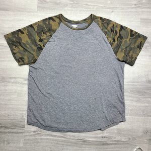 Old Navy Raglan Tee | Short Sleeve | Grey and Camouflage | Mens Size L
